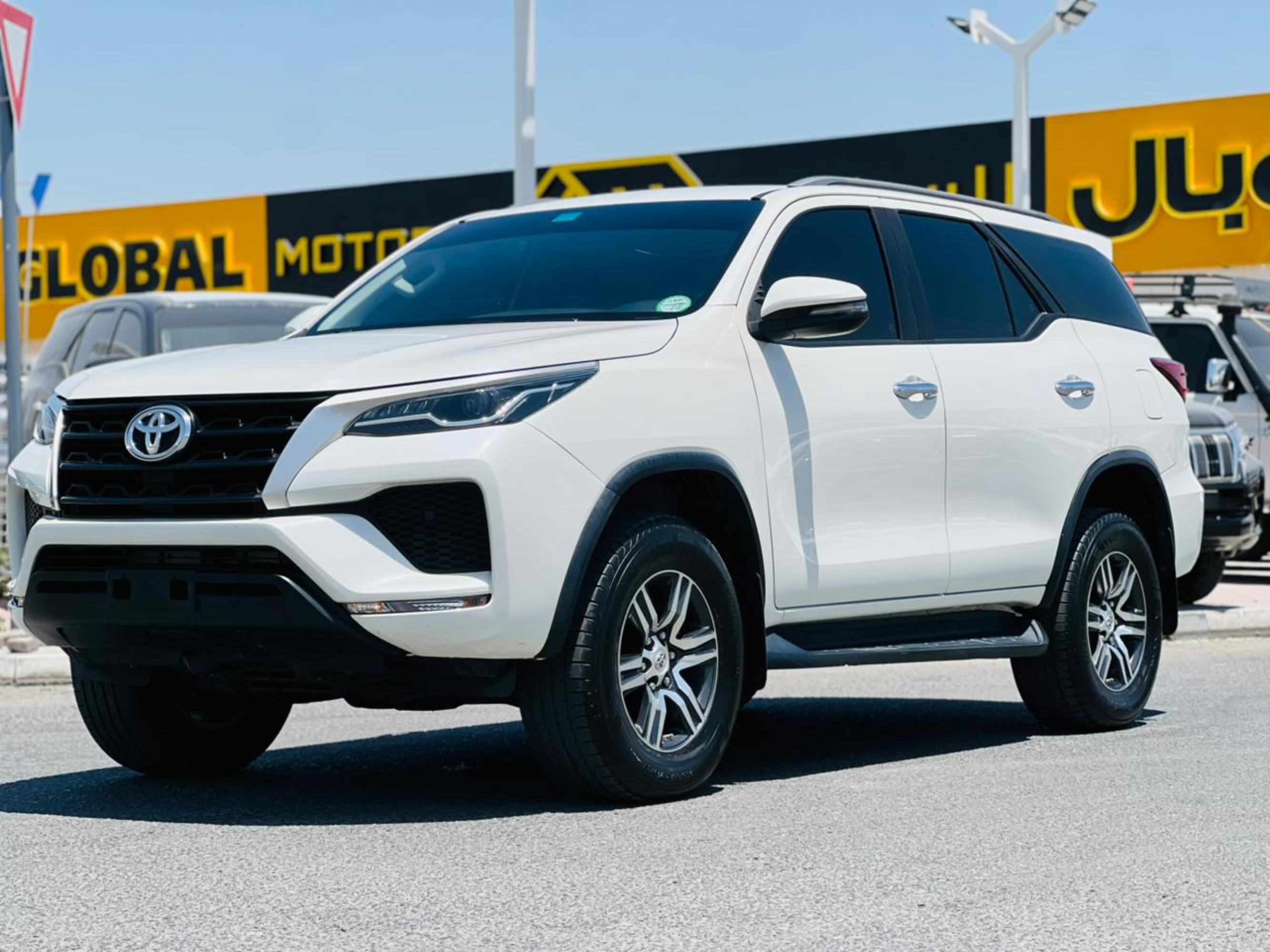 TOYOTA FORTUNER 2022